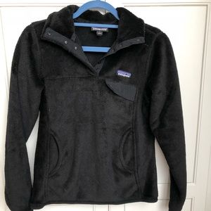Black Patagonia Women’s Sweatshirt